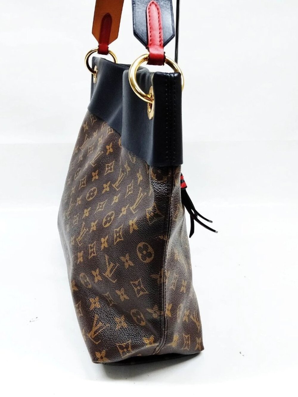 Authentic Louis Vuitton Tuileries Hobo Monogram Canvas Shoulder Bag - Picture 5 of 16